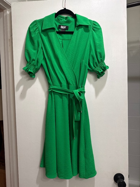 Dkny Dresses & Skirts - DKNY midi-dress with collar & detachable belt